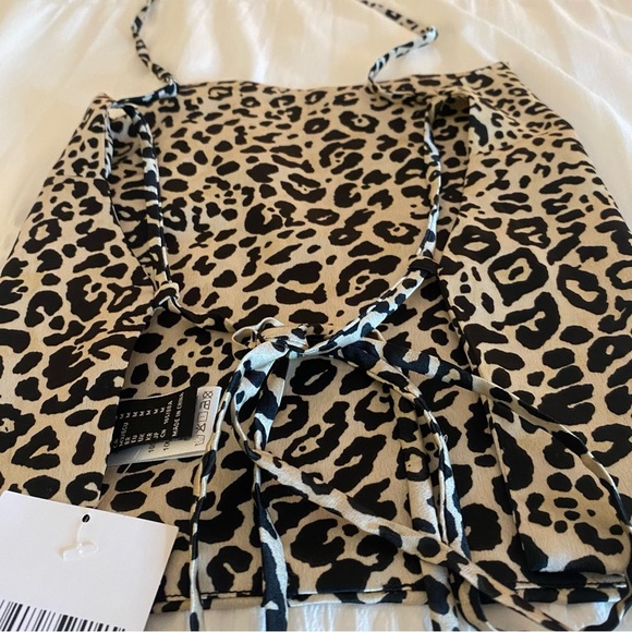 Forever 21 Black and Tan Stylish Tank Top - Picture 9 of 10